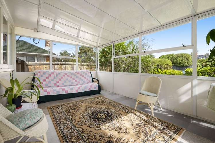 14 Ward Crescent Te Atatu Peninsula_9