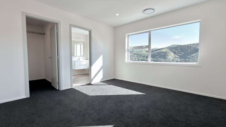 41 Crompton Avenue Churton Park_10