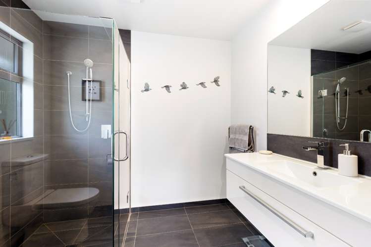 44 Crombie Green Northwood_7