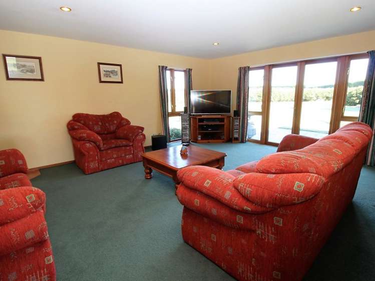 1199 Telegraph Road Darfield_6