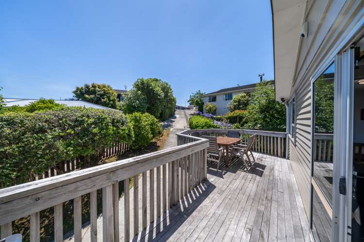 11 Moray Place Papakowhai_12