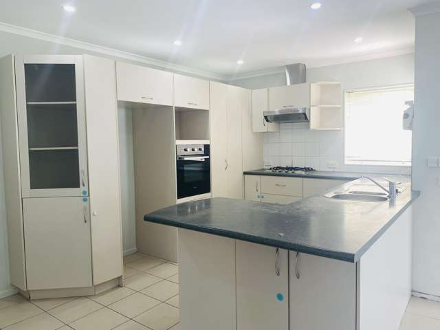 31 Hilltop Road Flat Bush_2