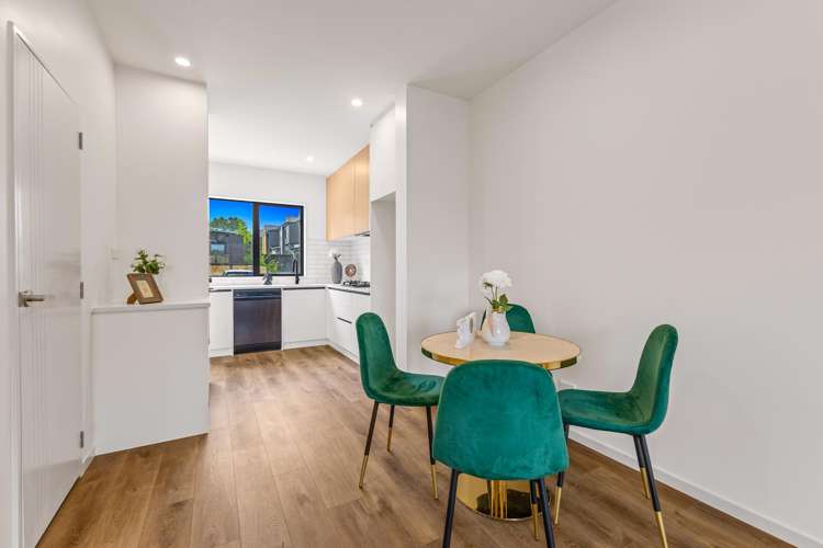 293C Flat Bush School Road_5