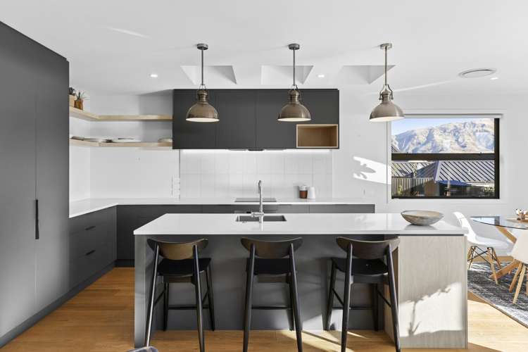 9 Landsborough Lane_5