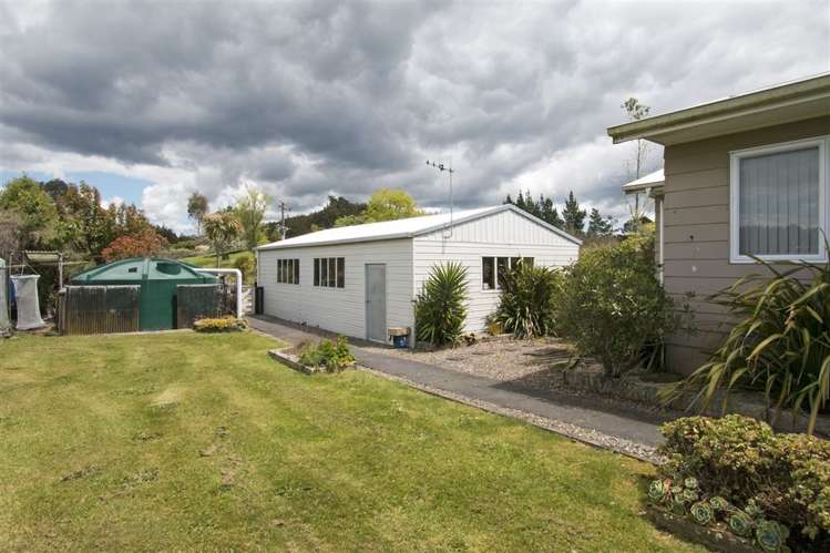 39 Leyland Road Whakamarama_3