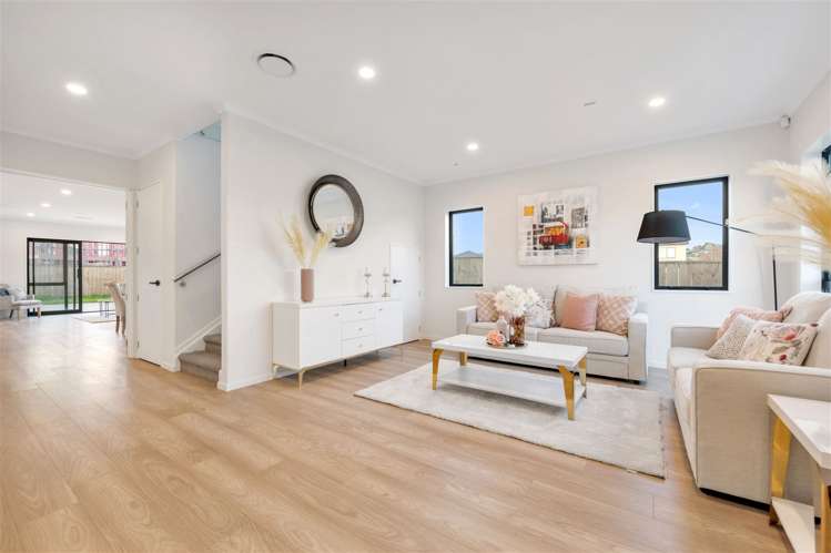 3 Matatahi Road Flat Bush_10