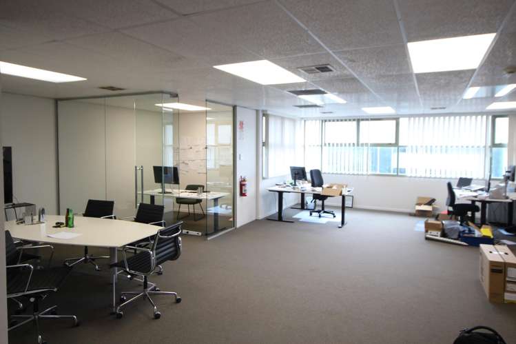 G/33 William Pickering Drive Albany_5