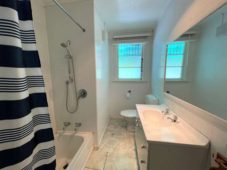 4 Armstrong Street Balclutha_15