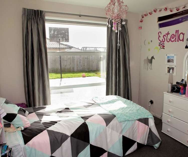 12 Ashley Drive Paroa_14