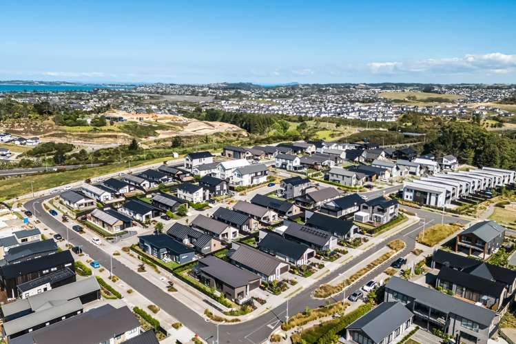 2 Poroporo Lane Wainui_15