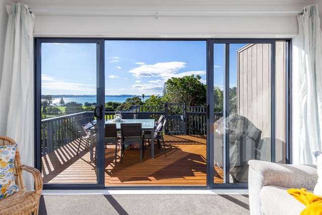 12 Kathy Terrace Stanmore Bay_3