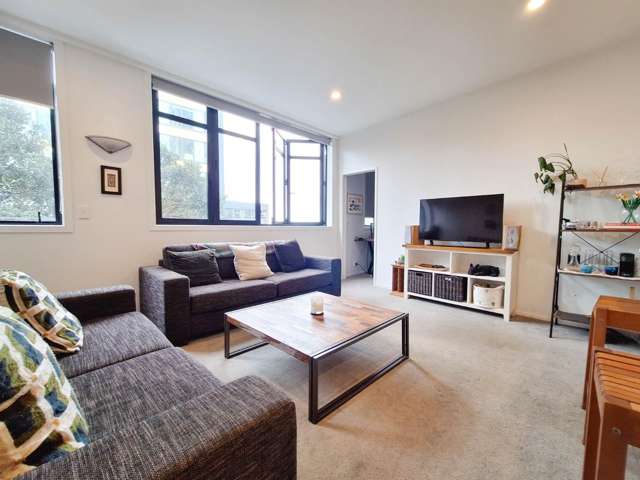 2D/105 Anzac Ave 10015_1