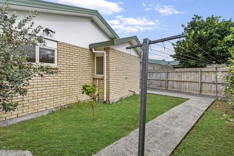2 Edinburgh Avenue Rosehill_14