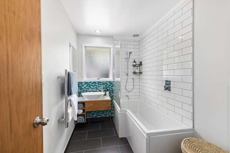 23 Staincross Street Green Bay_13