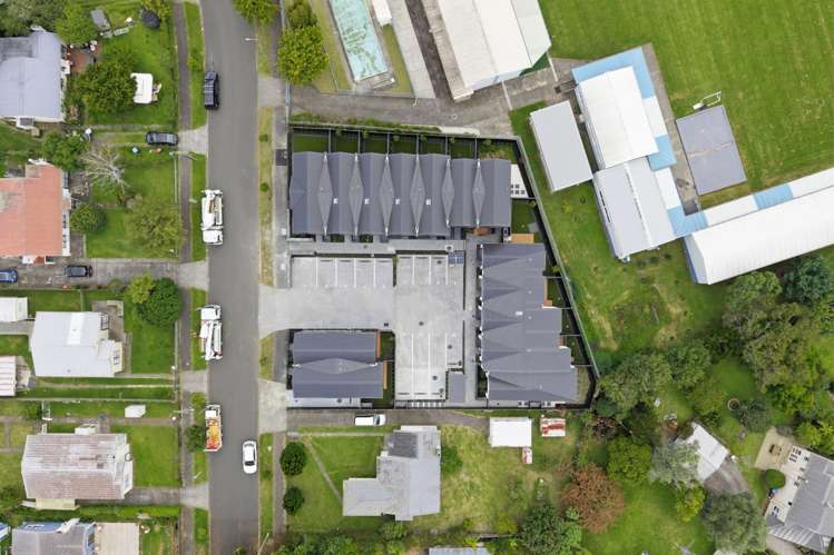 12 Taratoa Street Point England_40