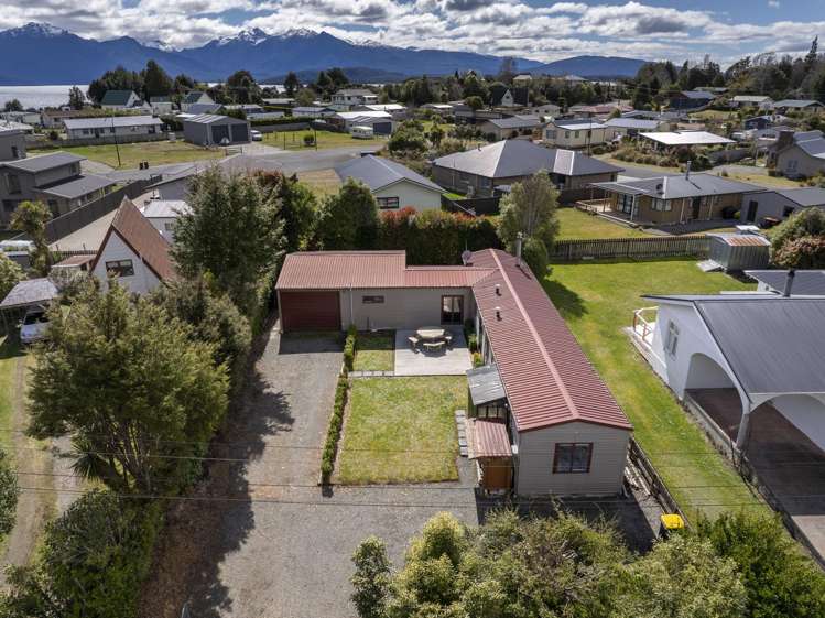 13 View Street Manapouri_23