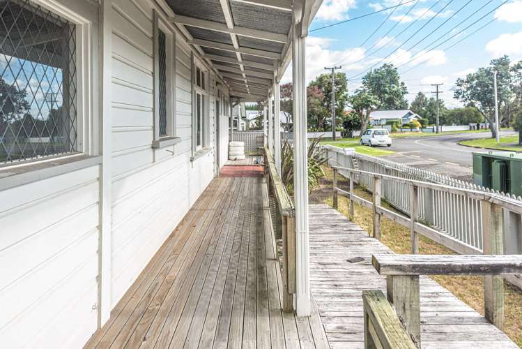 1 Moore Avenue Tawhero_18