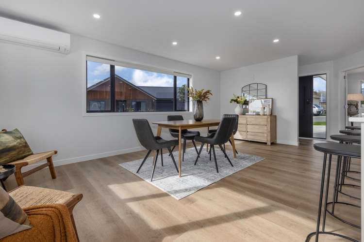 3 Oak Place Levin_13