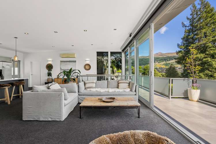 18A Loop Road Kelvin Heights_9