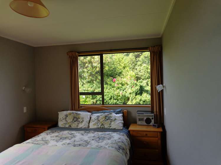 25 Rata Street Kaka Point_14