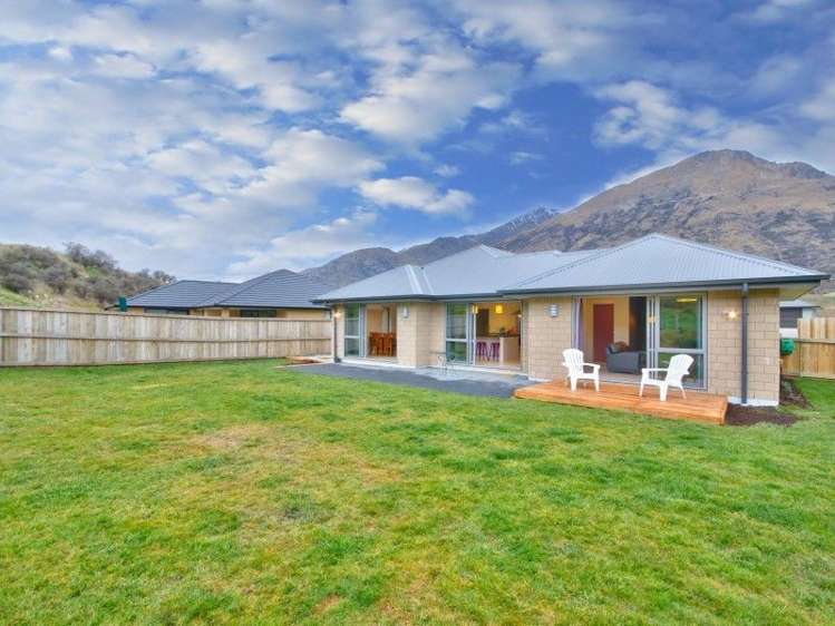 31 Woodstock Road Lower Shotover_22