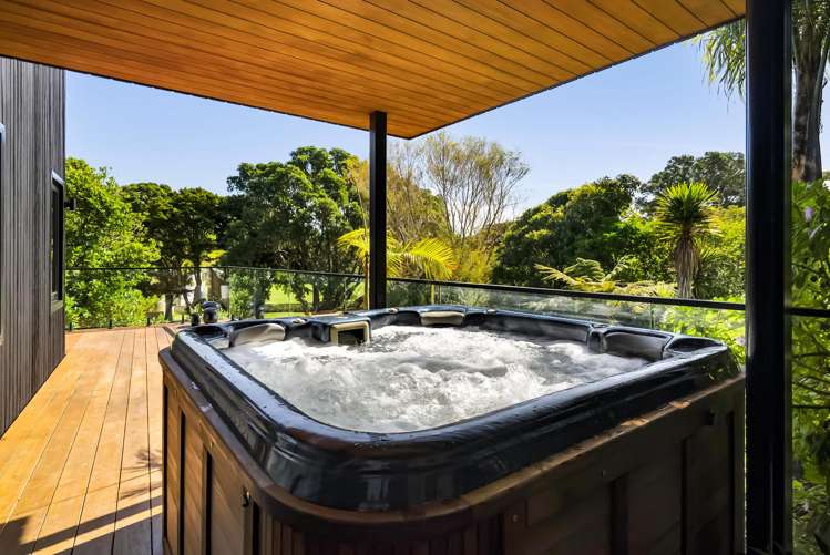 12A Baring Terrace Strandon_46