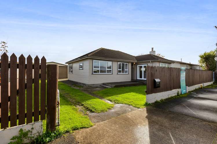 22 Brookes Terrace Waitara_18