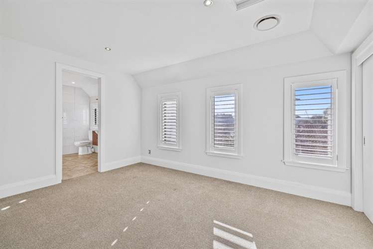 5 Merivale Lane Merivale_7