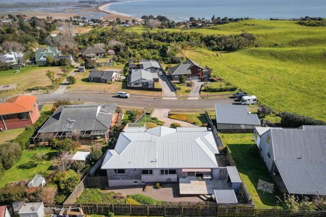 16 Ngaparaoa Drive Maketu_2