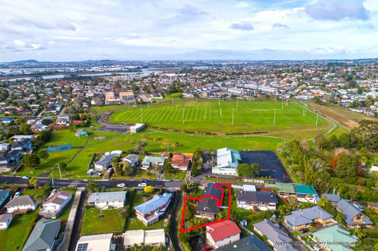 2/38 Kirrie Avenue Te Atatu South_18