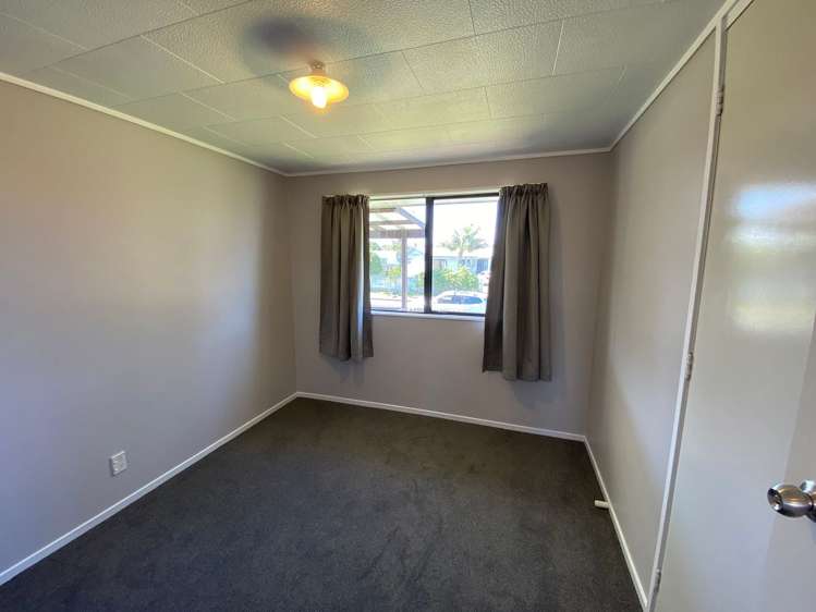 6 Yee Place Mount Wellington_16