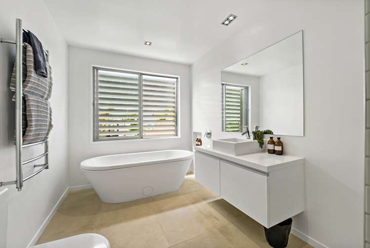 6 Tautari Street Orakei_14