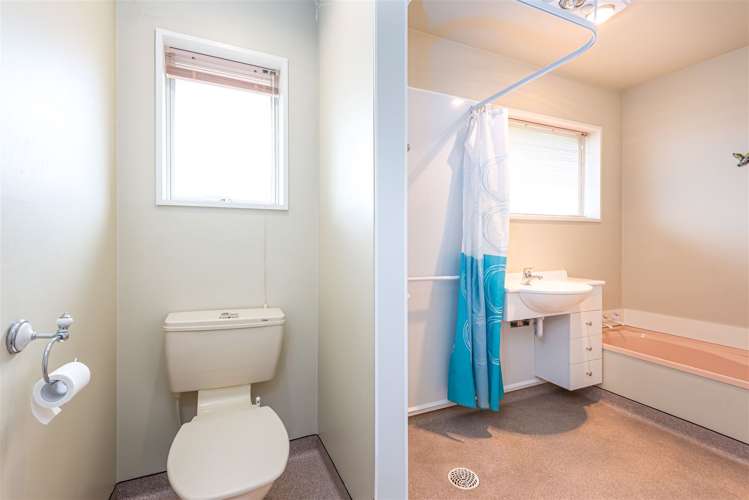 2/76 Gilberthorpes Road Hei Hei_9