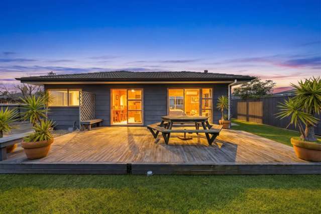 Standalone Sun Trap - Affordable Family Living