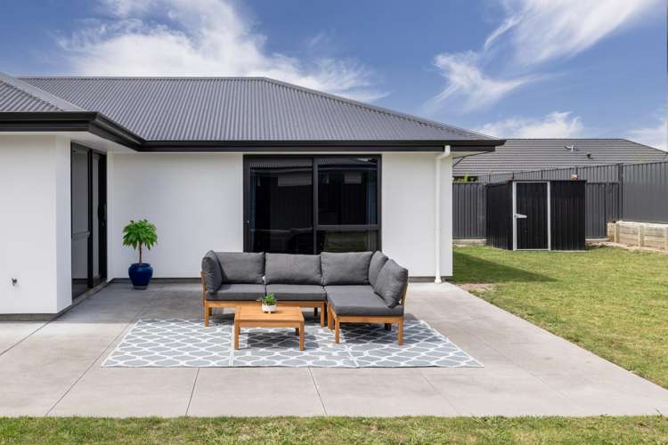 29 Hikawera Drive Frimley_14