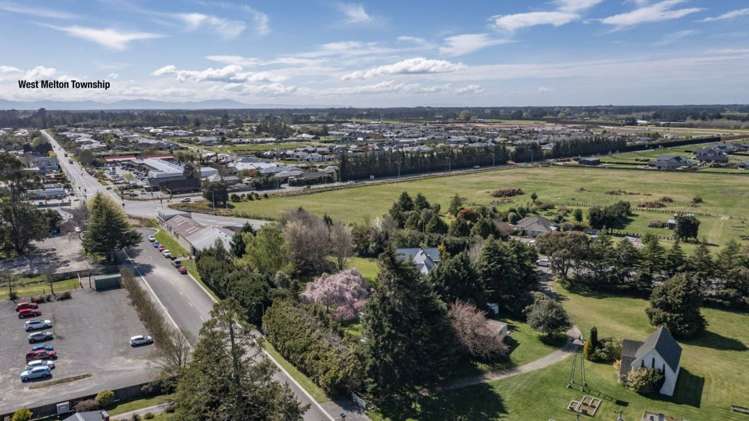 1 Paula Jane Lane West Melton_4