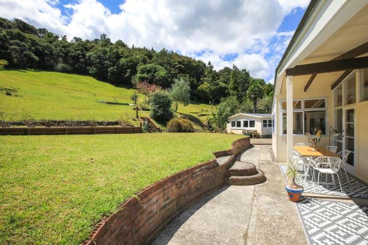 33 Trotter Avenue Waiomu_13