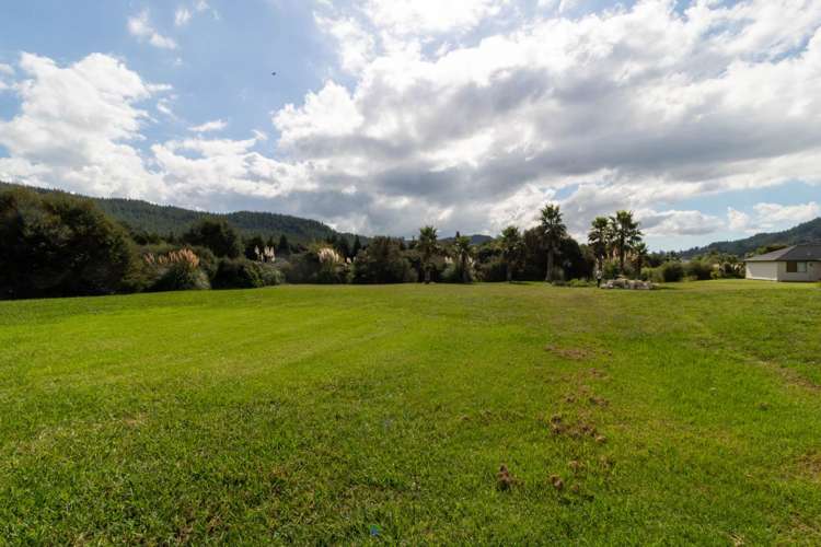 79 Pinehurst Drive Pauanui_2