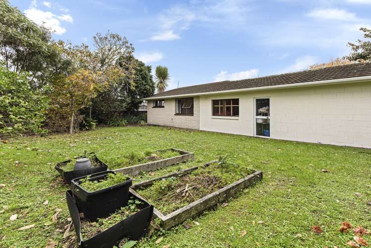 7 Hickford Place Okato_13