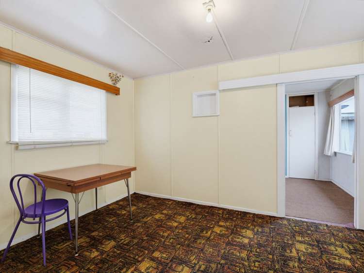 44 Haydon Street Roslyn_10