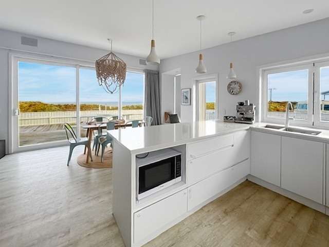 21 Ocean Beach Street 1207_1