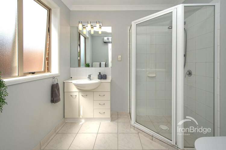 6 Kohi Drive Parklands_9