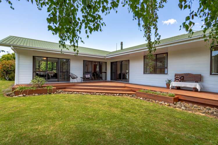 33 Tararua Drive Upper Plain_19