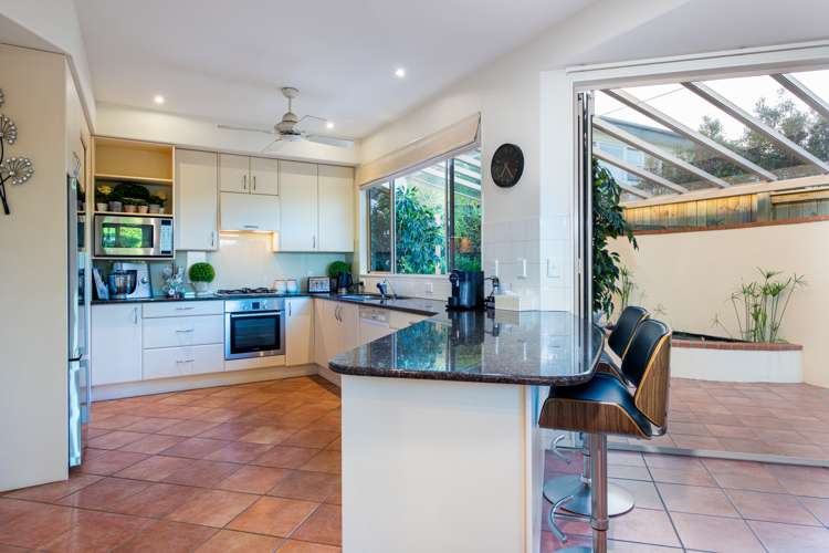 3/284 Lake Road Hauraki_11