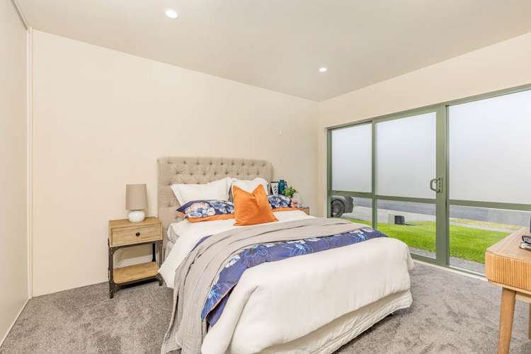 235 Alec Craig Way Gulf Harbour_14