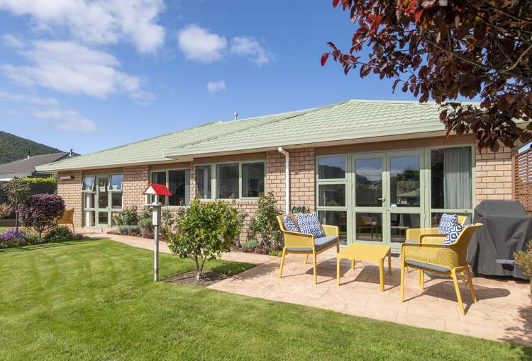 9 Cranbrook Grove Waikanae_18