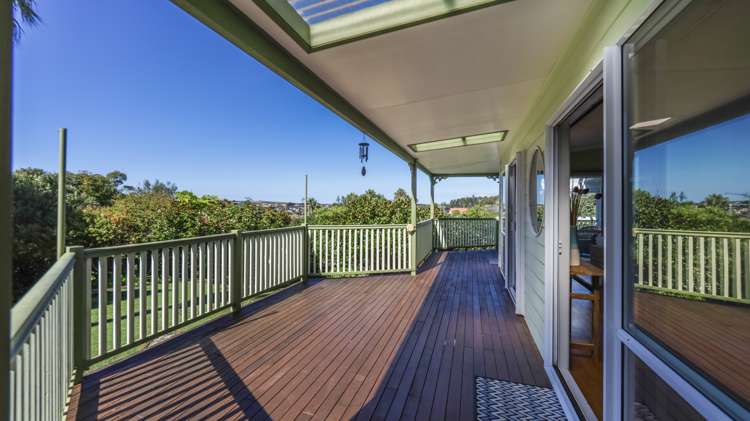 4 Careen Grove Gulf Harbour_11