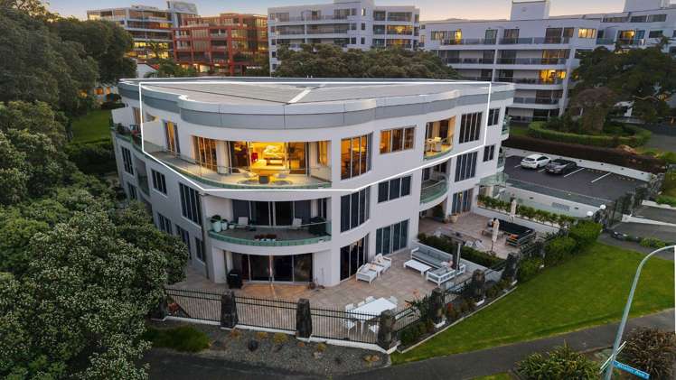 PB/7 The Promenade Takapuna_2