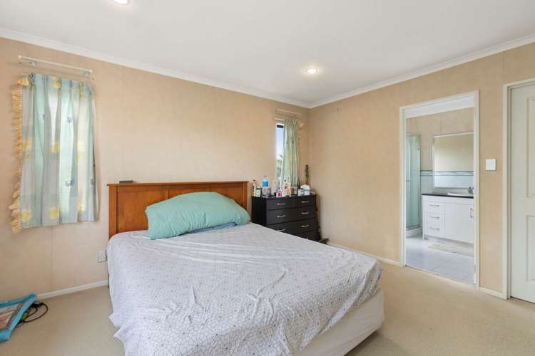 319 Chapel Road Flat Bush_9