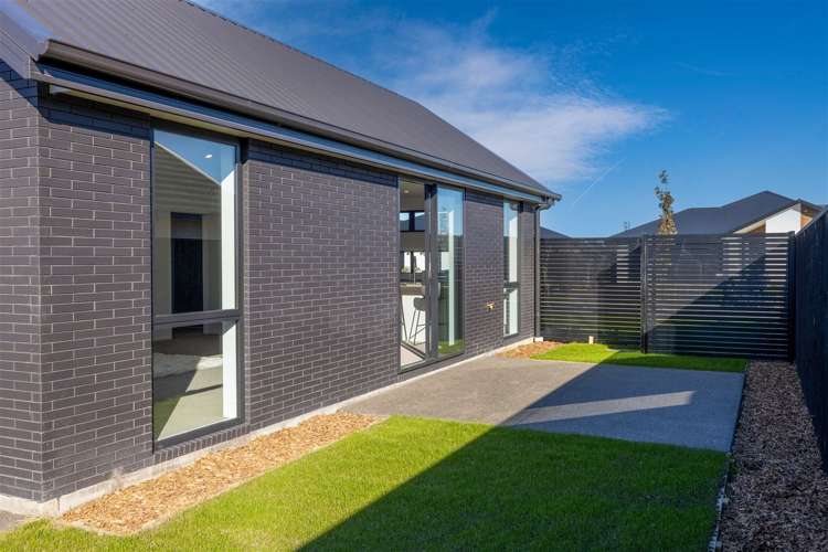 23 Florence Drive Lincoln_15